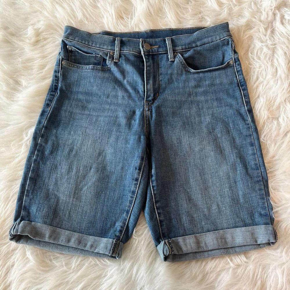 Levis Shorts Women 30 Blue Bermuda Denim Stretch Cuffed Preppy‎ Medium Wash EUC